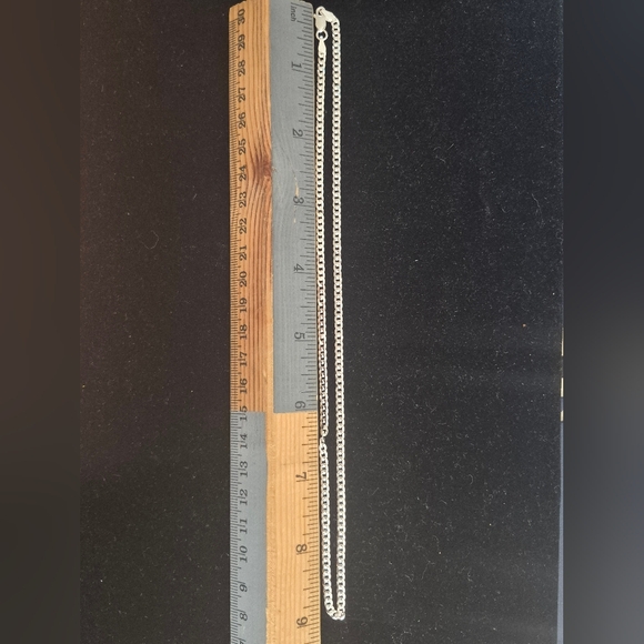 .925 Sterling Silver 18-inch Cuban Link Necklace - Picture 2 of 4